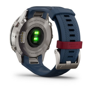 Годинник Garmin MARQ Captain American Magic Edition