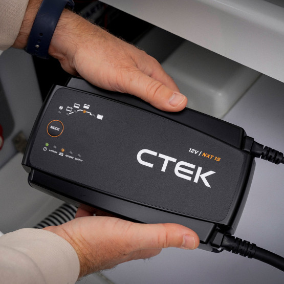 Зарядний пристрій CTEK NXT 15 EU, 12 В / 15 А Зарядний пристрій CTEK NXT 15 EU, 12 В / 15 А